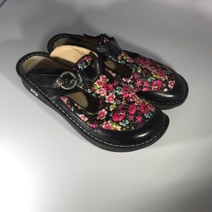 Alegria women’s size 41 floral mules EUC